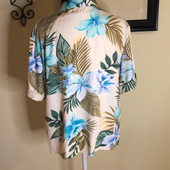 Jamaica Bay Floral Top - Picture 5 of 10